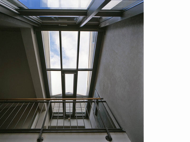 Blick zum Oberlicht im Treppenhaus